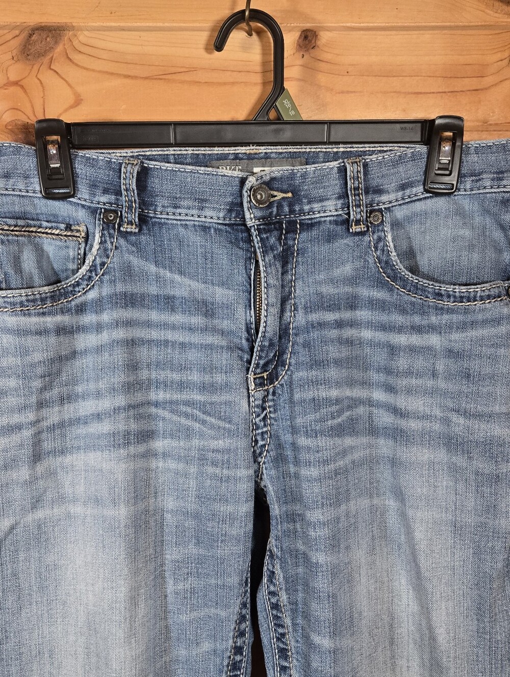 BKE Men's Tyler Straight Leg Jeans 34R Blue Denim Mid-Rise Stretch Light Wash
